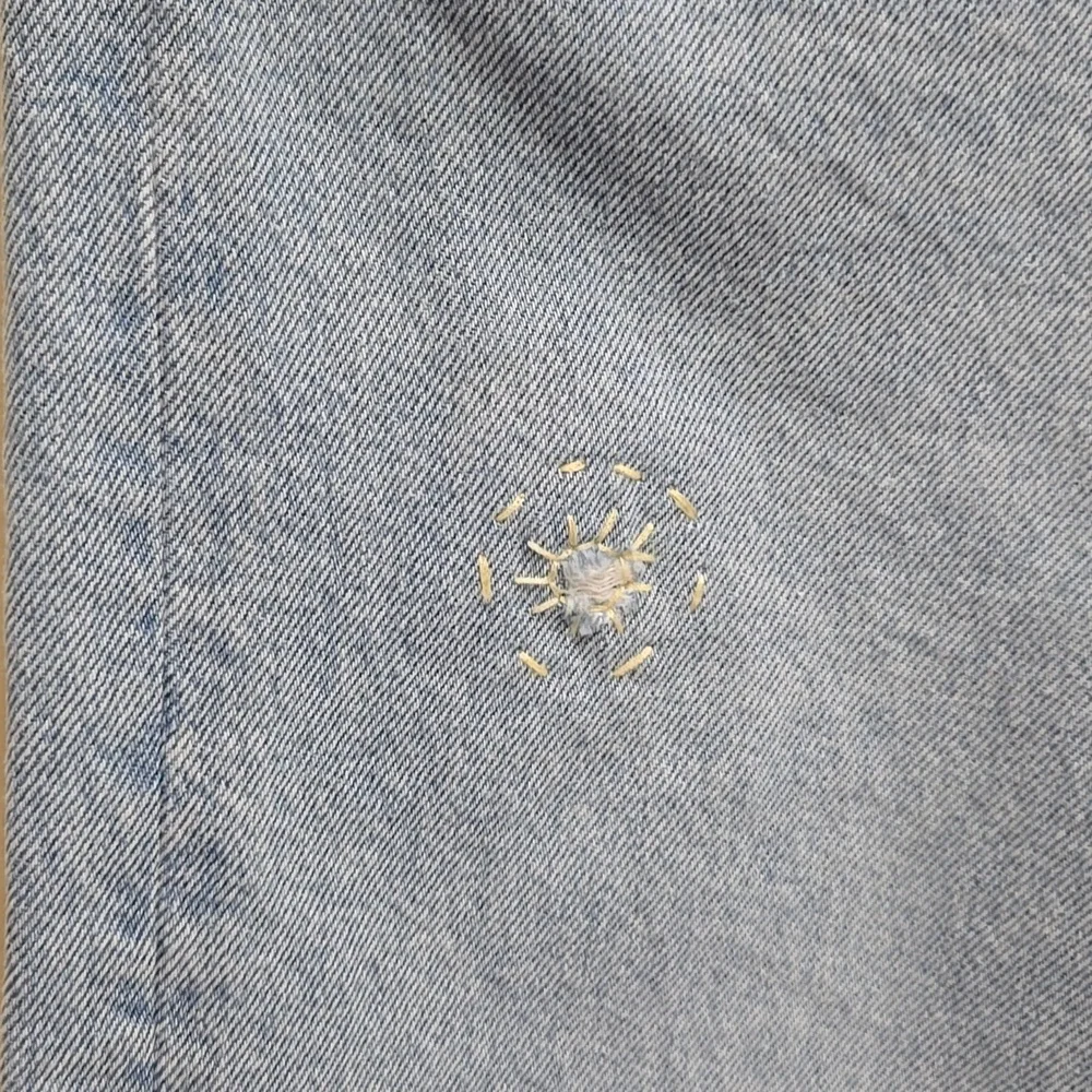 Levis 551 Z Authentic Straight Fit Jeans Mens 36X32 Big E Cotton Hemp Distressed